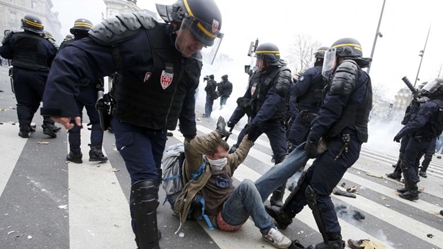 Resultado de imagen para paris represion